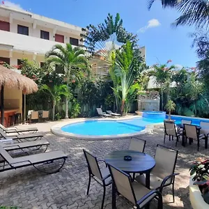 https://hotel-lunasol.quintano-roohotels.com